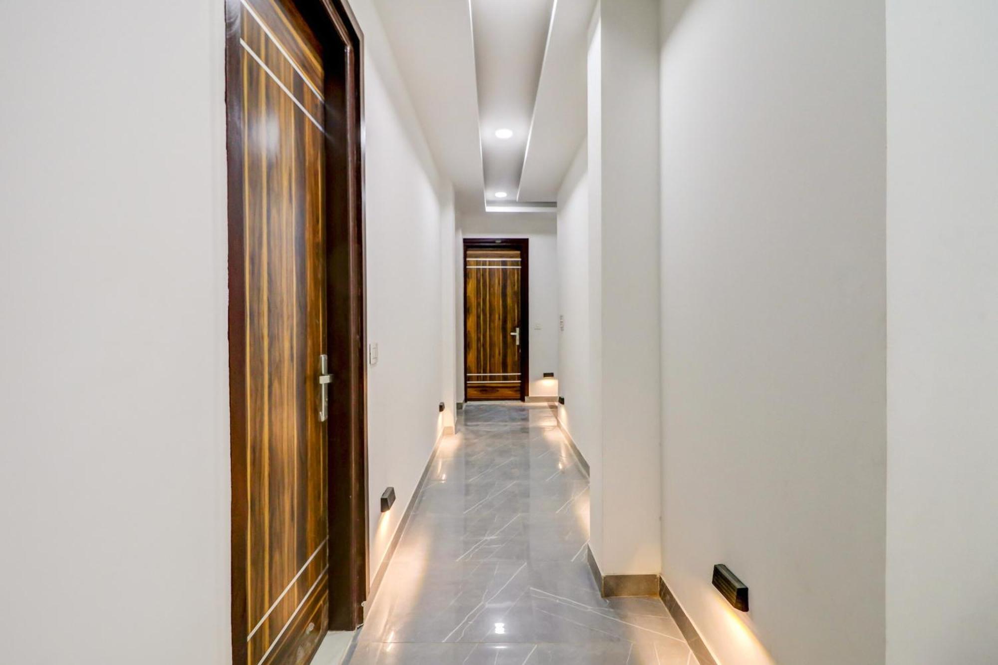 Oyo Flagship 80318 Hotel Sai Plaza Near Indira Gandhi International Airport New Delhi Eksteriør bilde
