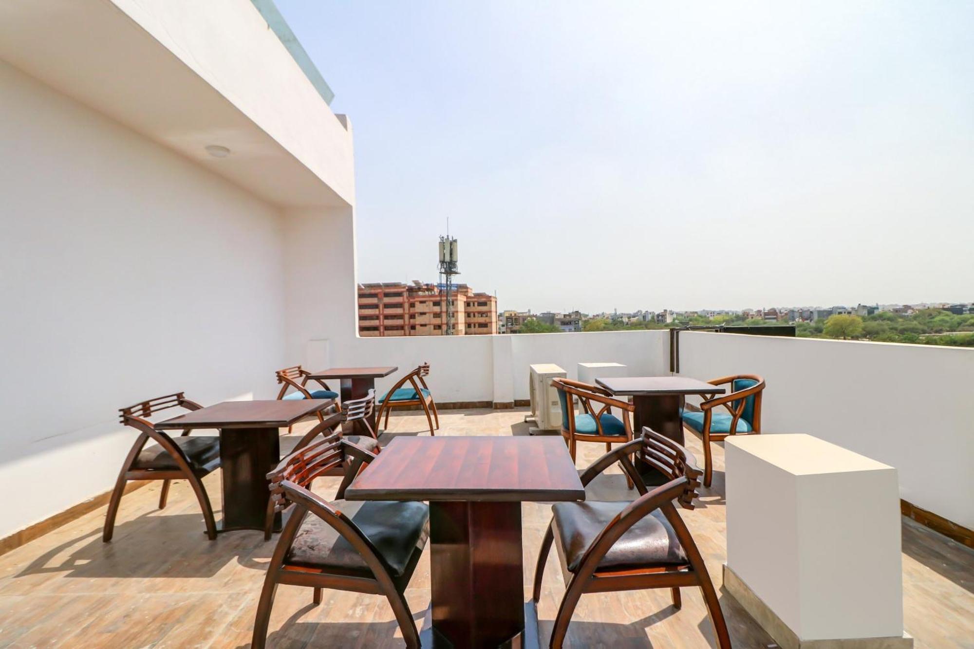 Oyo Flagship 80318 Hotel Sai Plaza Near Indira Gandhi International Airport New Delhi Eksteriør bilde